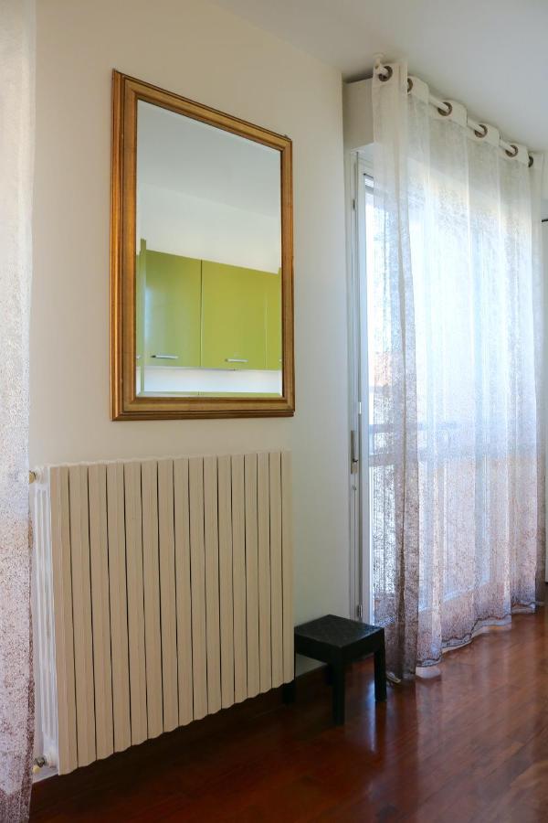 Happy Flat With Terrace Apartment มิลาน ภายนอก รูปภาพ